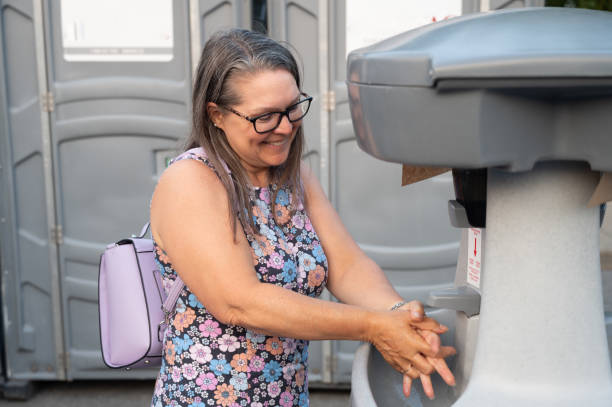Best Portable toilet rental cost  in Highland Beach, FL